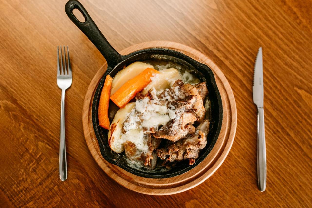 Restoran Sa Prenocistem Gornjak Krepoljin Kültér fotó
